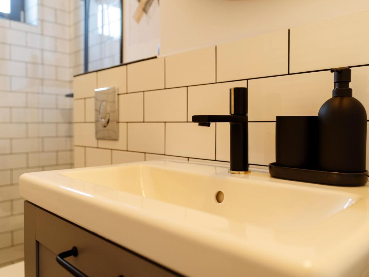 Sunny 2Br Flat - Top Location - Amazing Balcony Bukarest Eksteriør billede