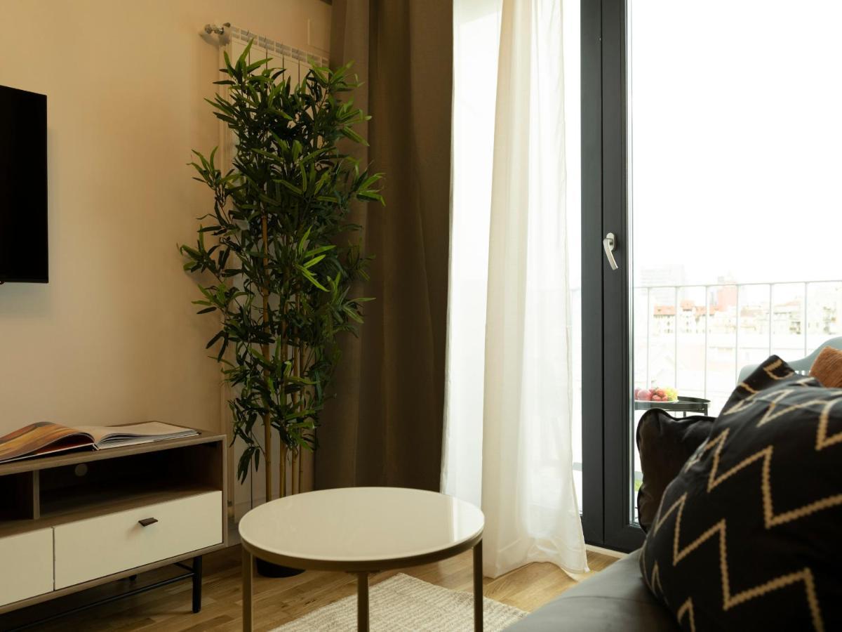 Sunny 2Br Flat - Top Location - Amazing Balcony Bukarest Eksteriør billede
