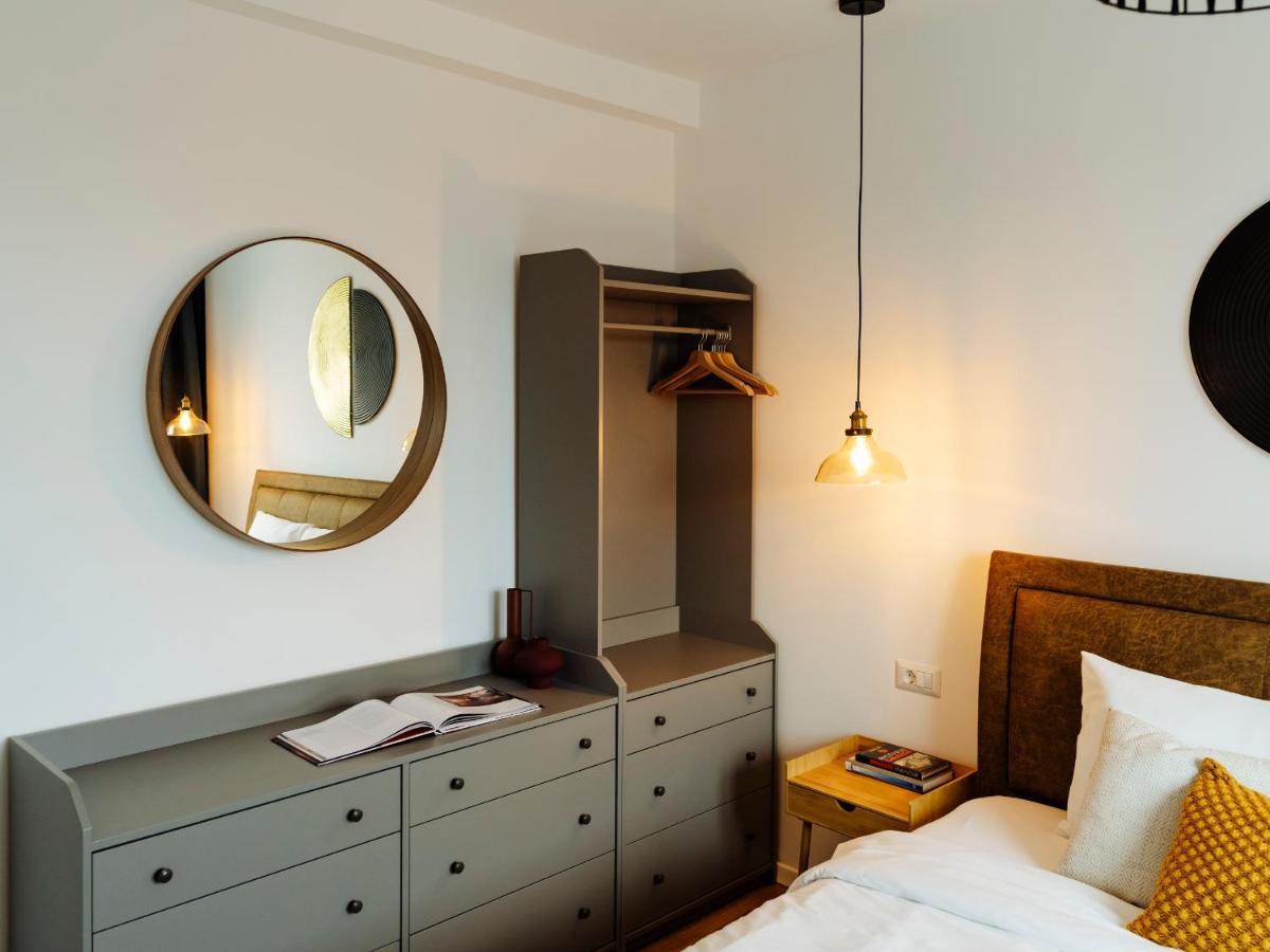Sunny 2Br Flat - Top Location - Amazing Balcony Bukarest Eksteriør billede
